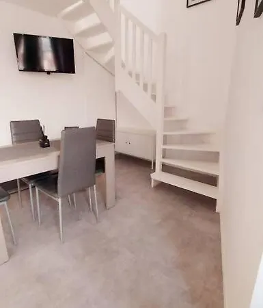 Bord De Apartment *