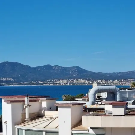 Bord De Cannes
